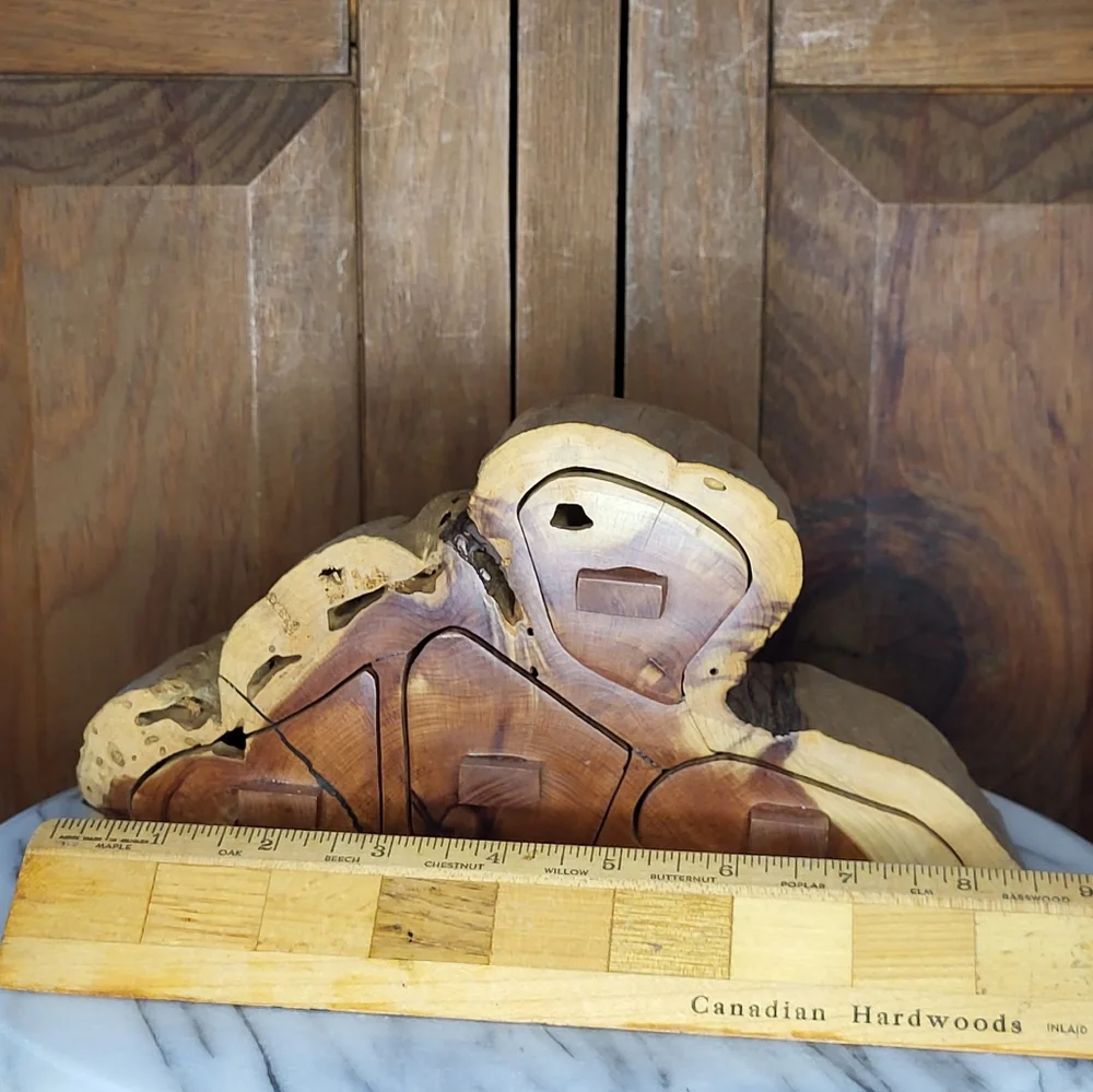 Wood Carved Jewely Holder - Picture 8 of 15